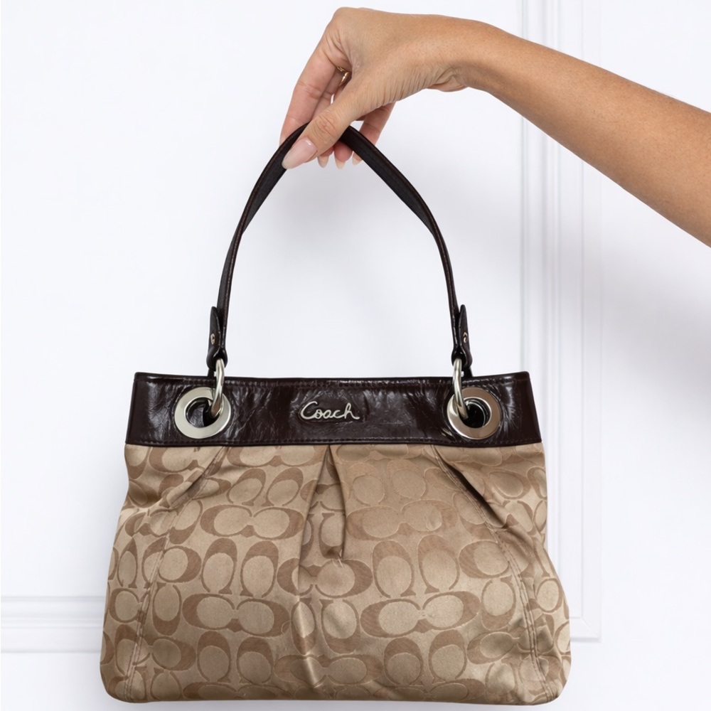 Coach Monogram Purse Classic CC Logo Luxury Designer Hand Bag Neutral Brown Tan